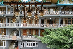 The Apple Villa, Manali