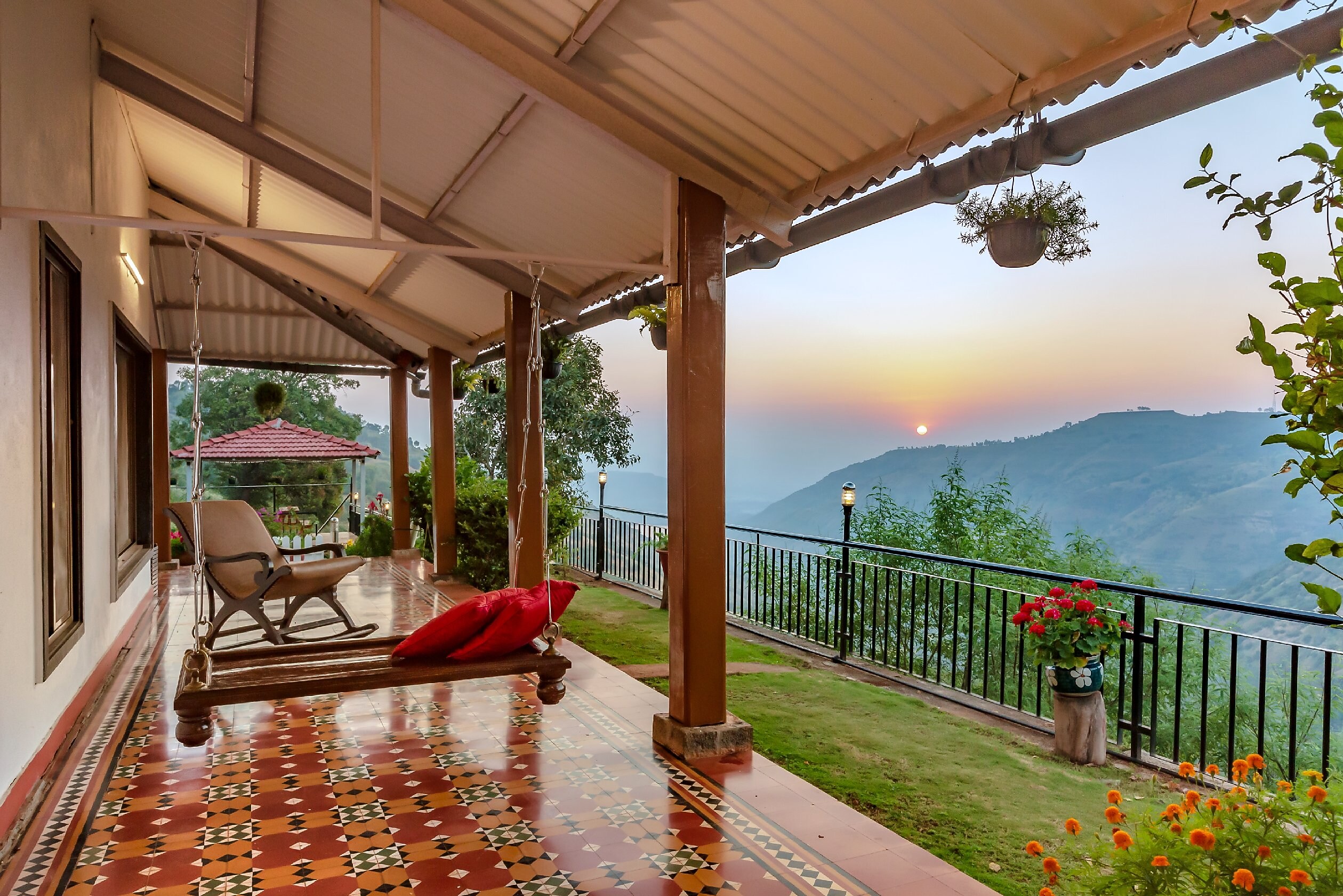 SaffronStays Verandah by the Valley 𝗕𝗢𝗢𝗞 Mahabaleshwar Villa 𝘄𝗶𝘁𝗵 ₹𝟬