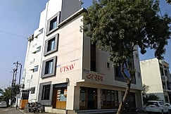 Hotel Utsav, Warora