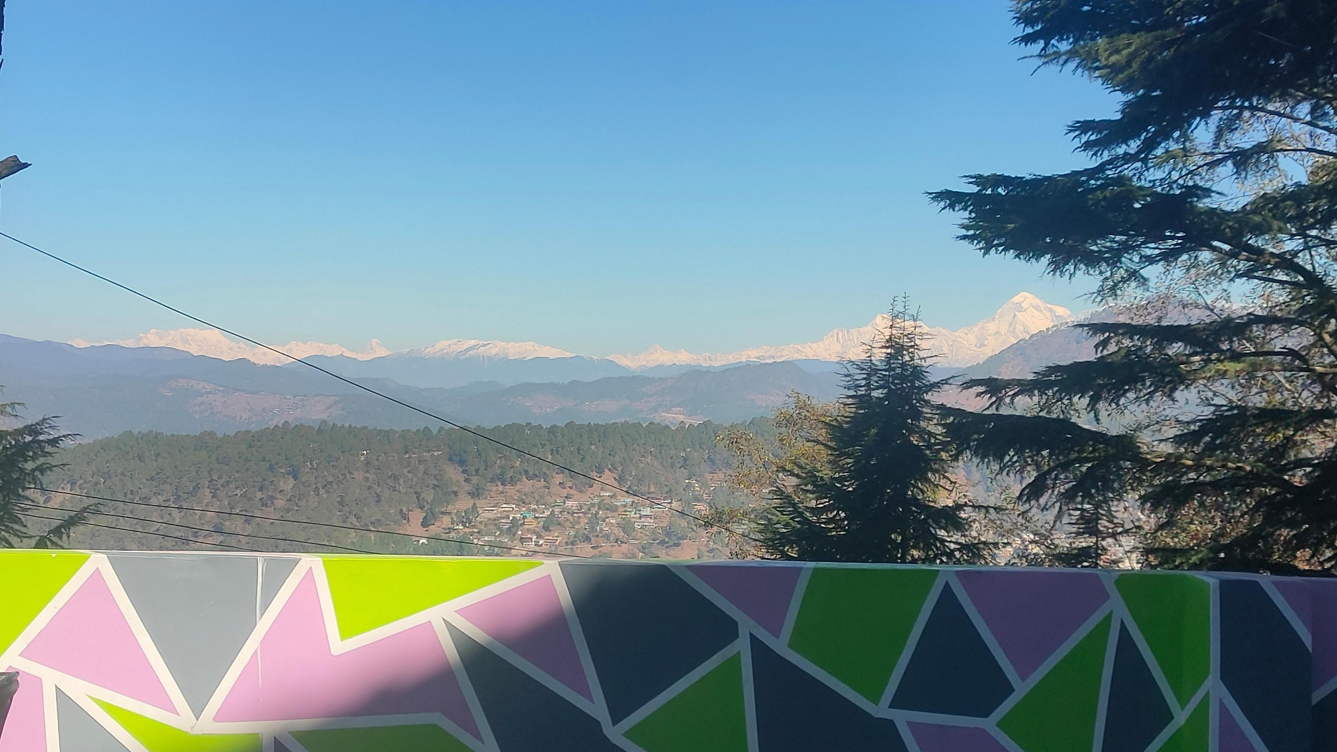 Hotel Deodar Holiday Inn - Tap to explore photos