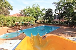 Gujarat Bhavan Hotel, Matheran