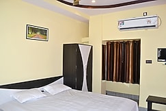 New Mukherjee Lodge Bishnupur, Barddhaman