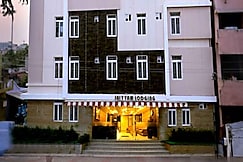 Jayam Hotel