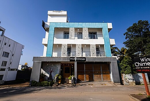 Wind Chimes Hotel 