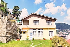 The Thistle Lodge | Entire 2 BHK Homestay, Shimla