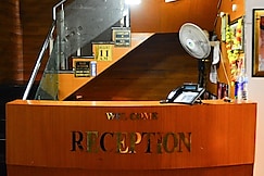 Hotel Pratiksha Palace, Harda