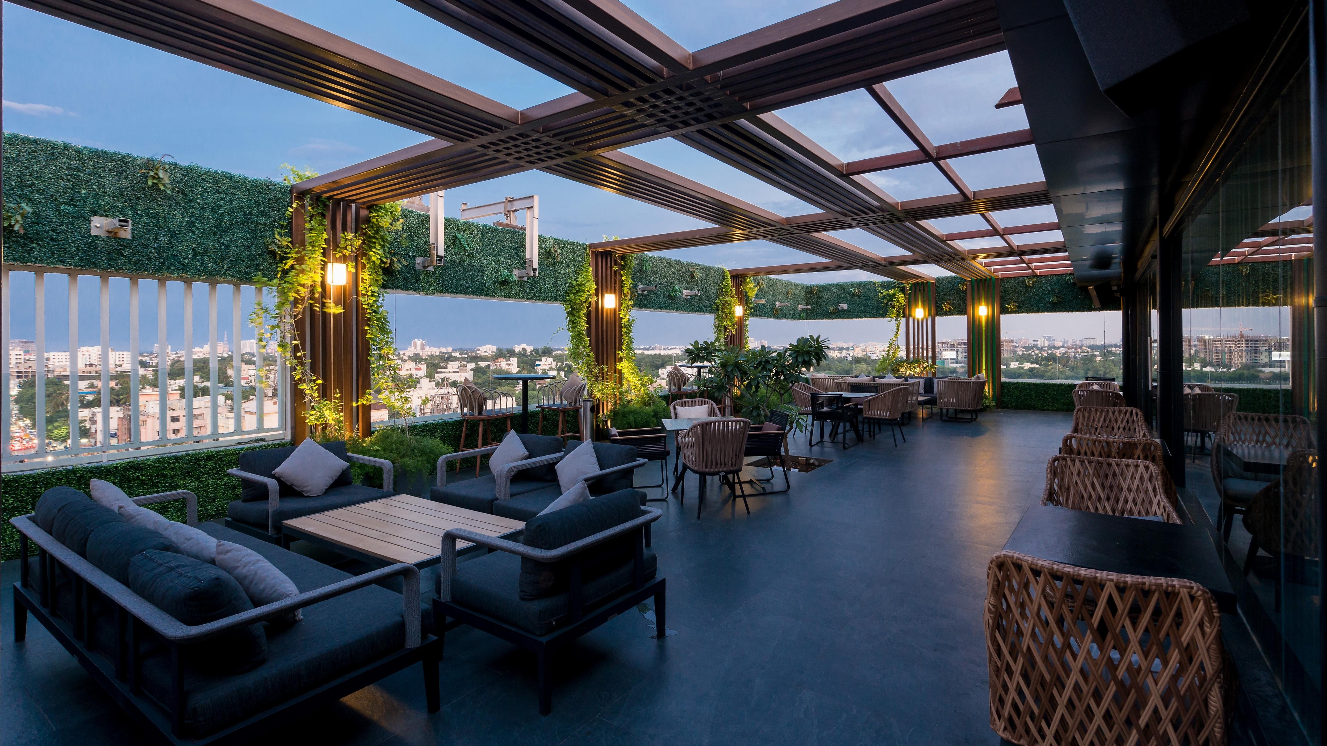 Novotel Chennai Chamiers Road 𝗕𝗢𝗢𝗞 Chennai Hotel