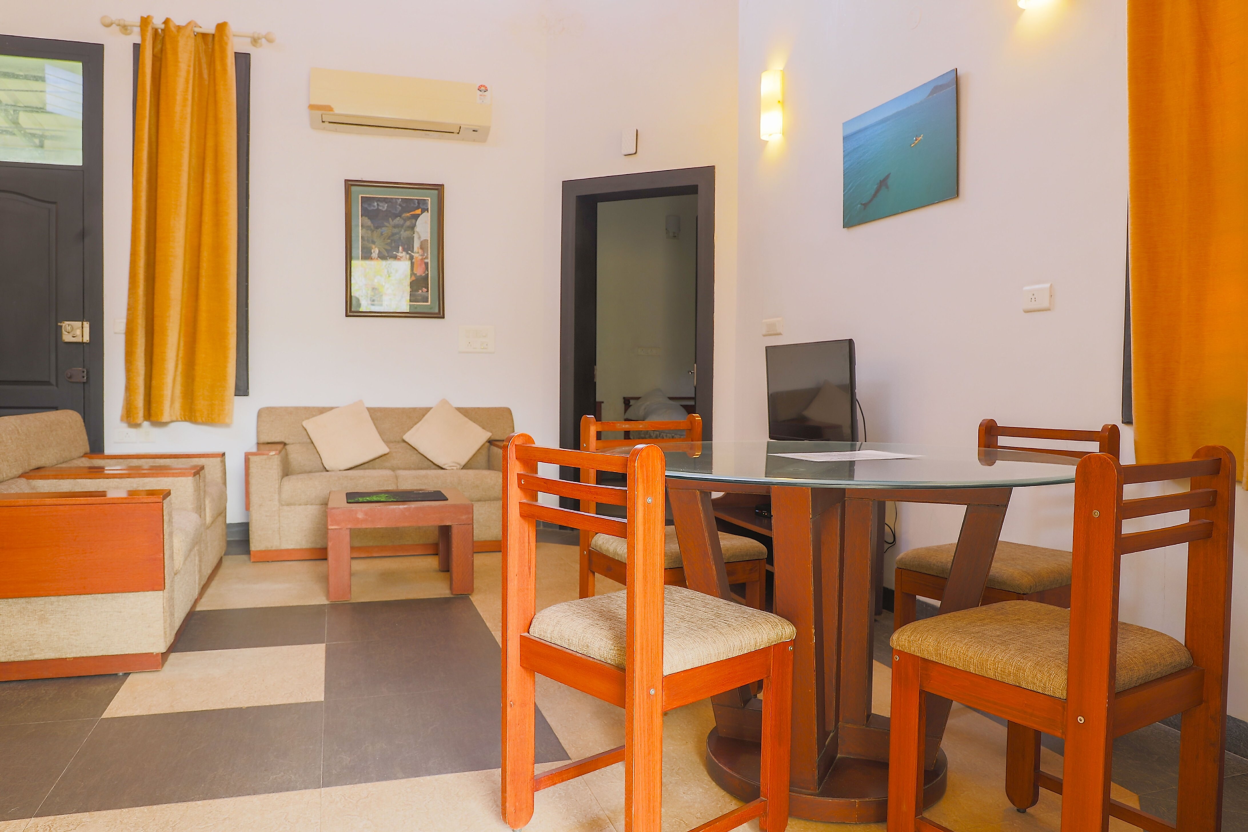 Paraa Homestay - Tap to explore photos