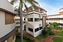 Athena Hotel, Pondicherry