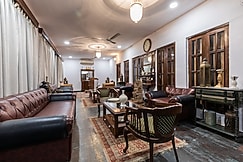 Nature Courtyard Homestay | Rooms & Caretaker, Bhopal