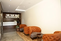 Hotel Solitaire, Indore