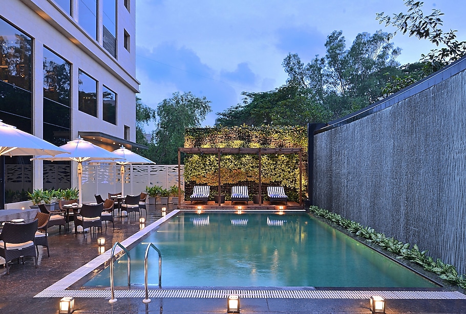 Radisson Mumbai Andheri MIDC Best Rates on Mumbai Hotel Deals, Reviews ...