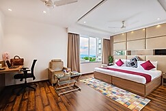 HOTEL SOUTHERN SUITES, Tada