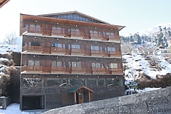 Hotel Alpas, Manali