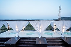 Sinq Prive, Goa