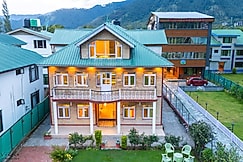 HOTEL RIVIERA By Mountview, Pahalgam