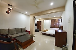 Hotel Montana NX, Lonavala