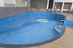 Aarian woods boutique resort, Sonapur