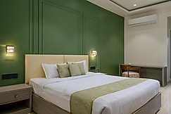 The Grand Neelam Hotel, Raipur, Chhattisgarh