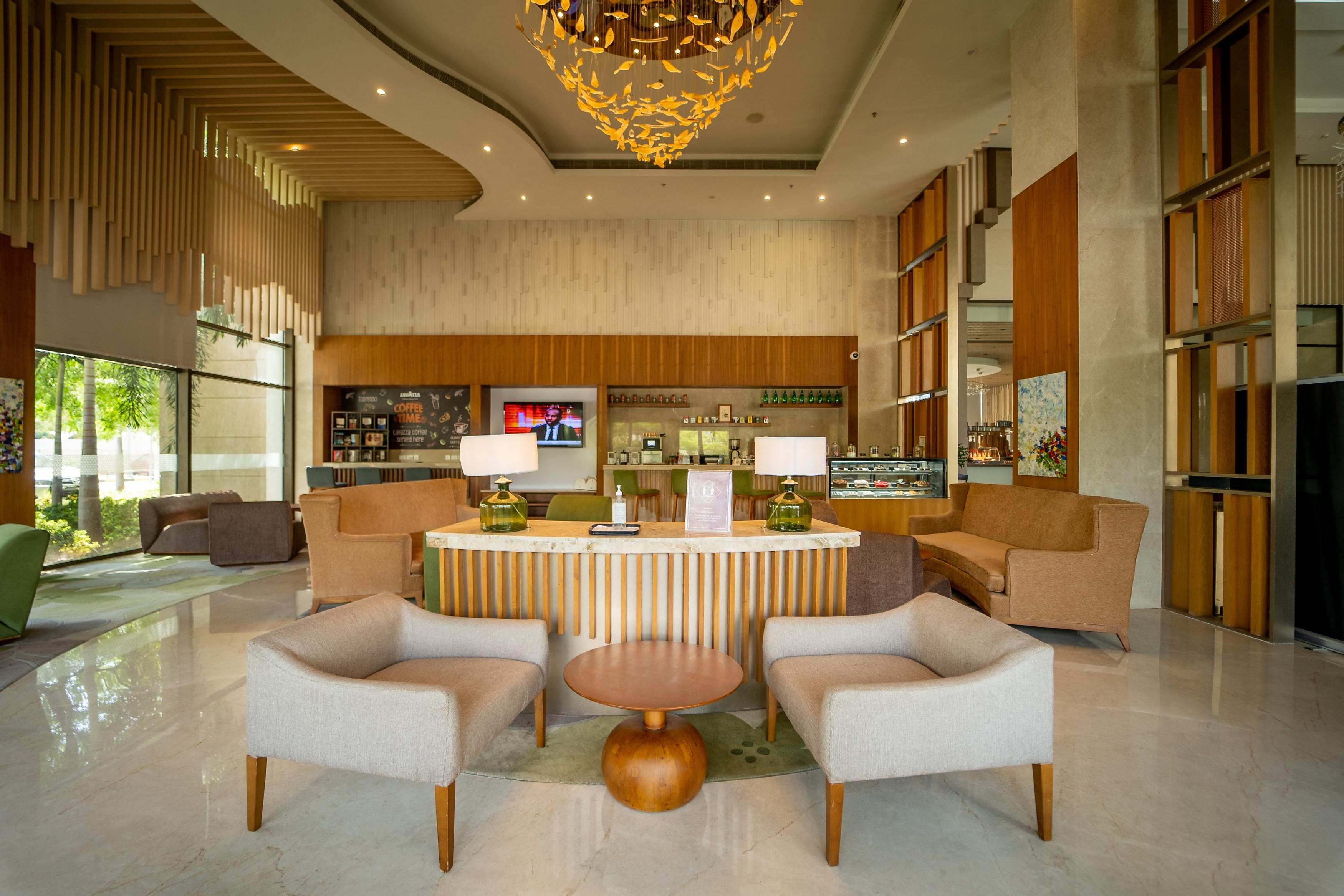 M Lounge