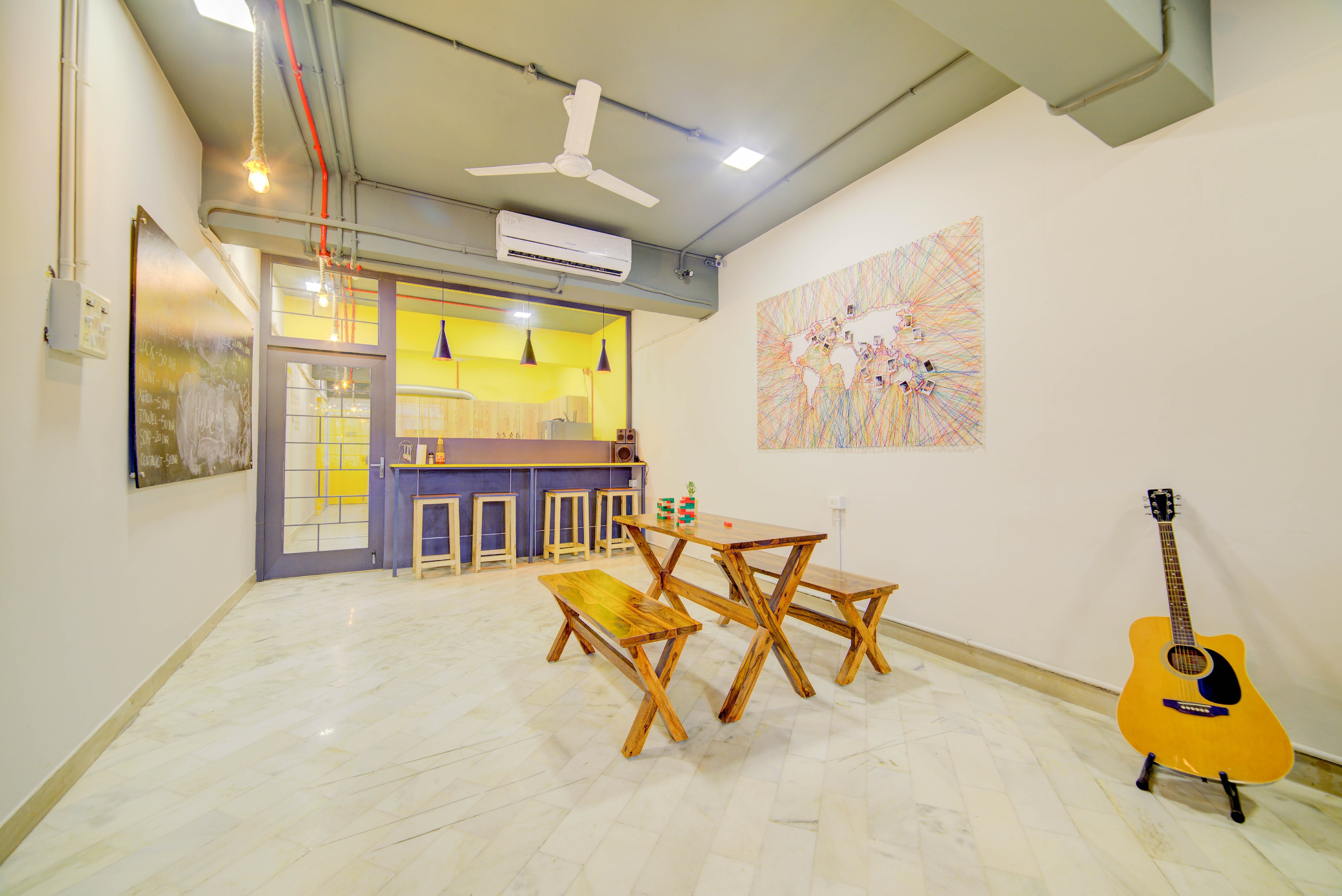 Podstop,East of Kailash Best Rates on Delhi Hotel Deals, Reviews & Photos