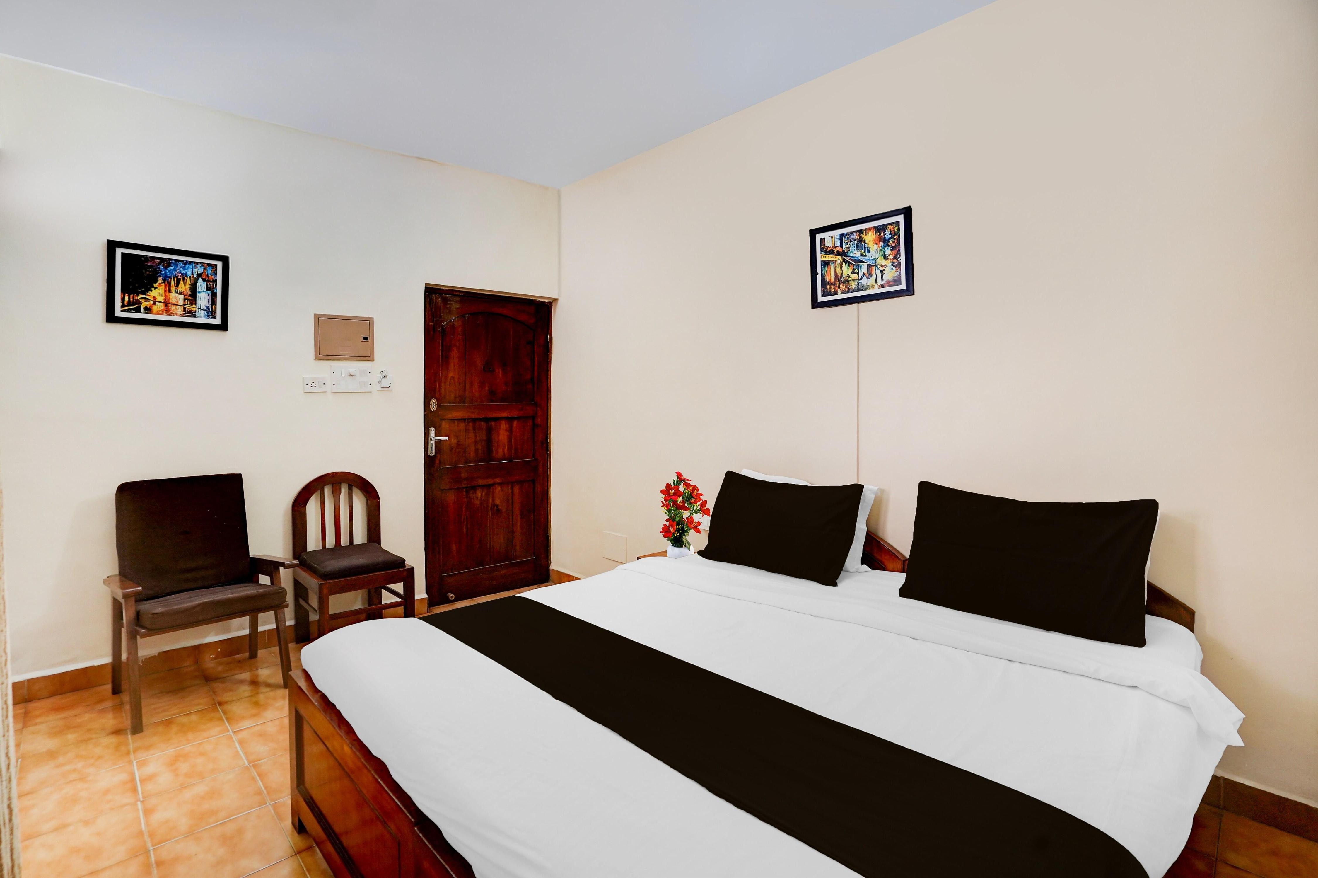 Super Townhouse Calangute Formerly Hotel Horizon - Tap to explore photos