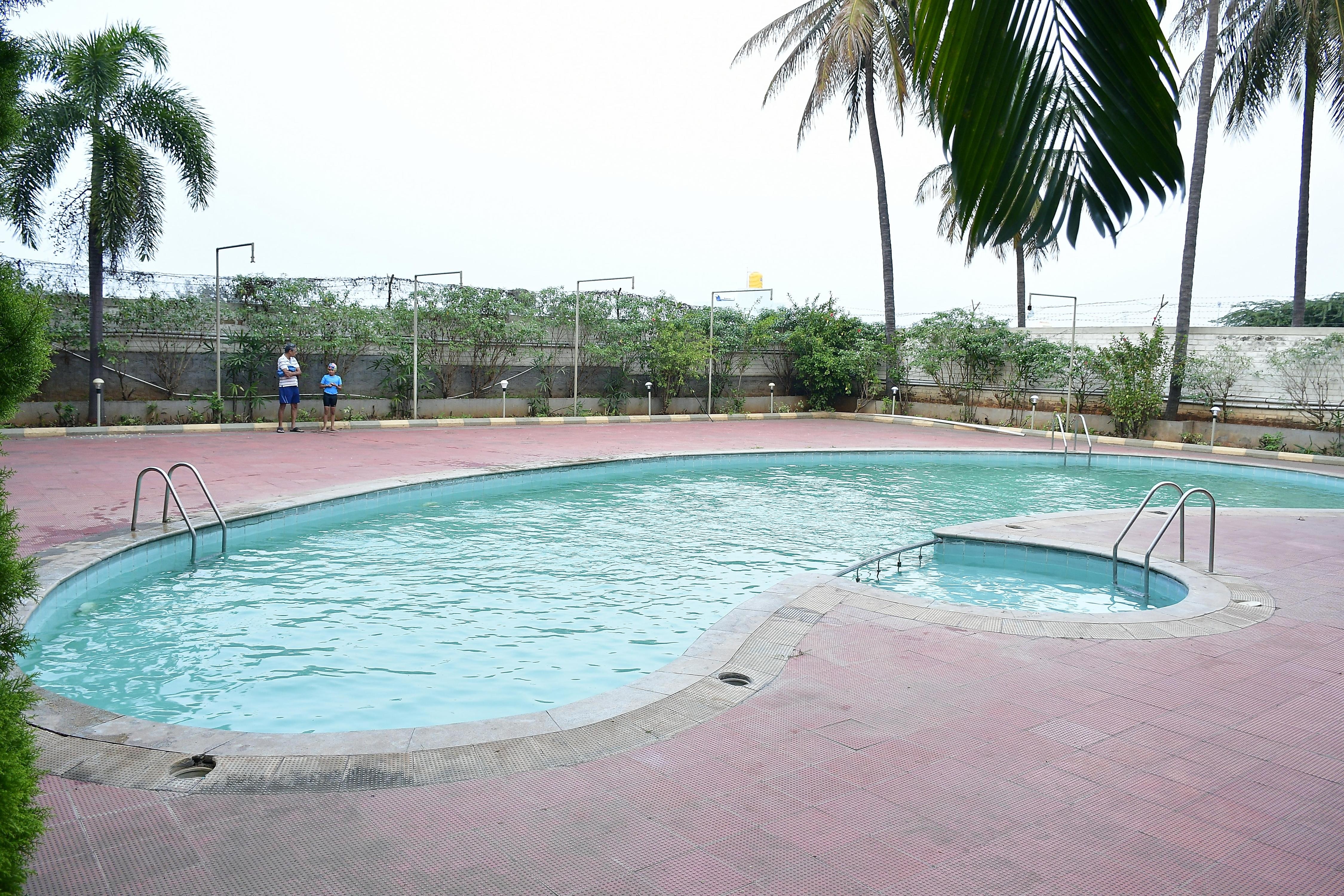 Nijaguna Resort - Tap to explore photos