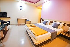 Krishna Palace, Karad