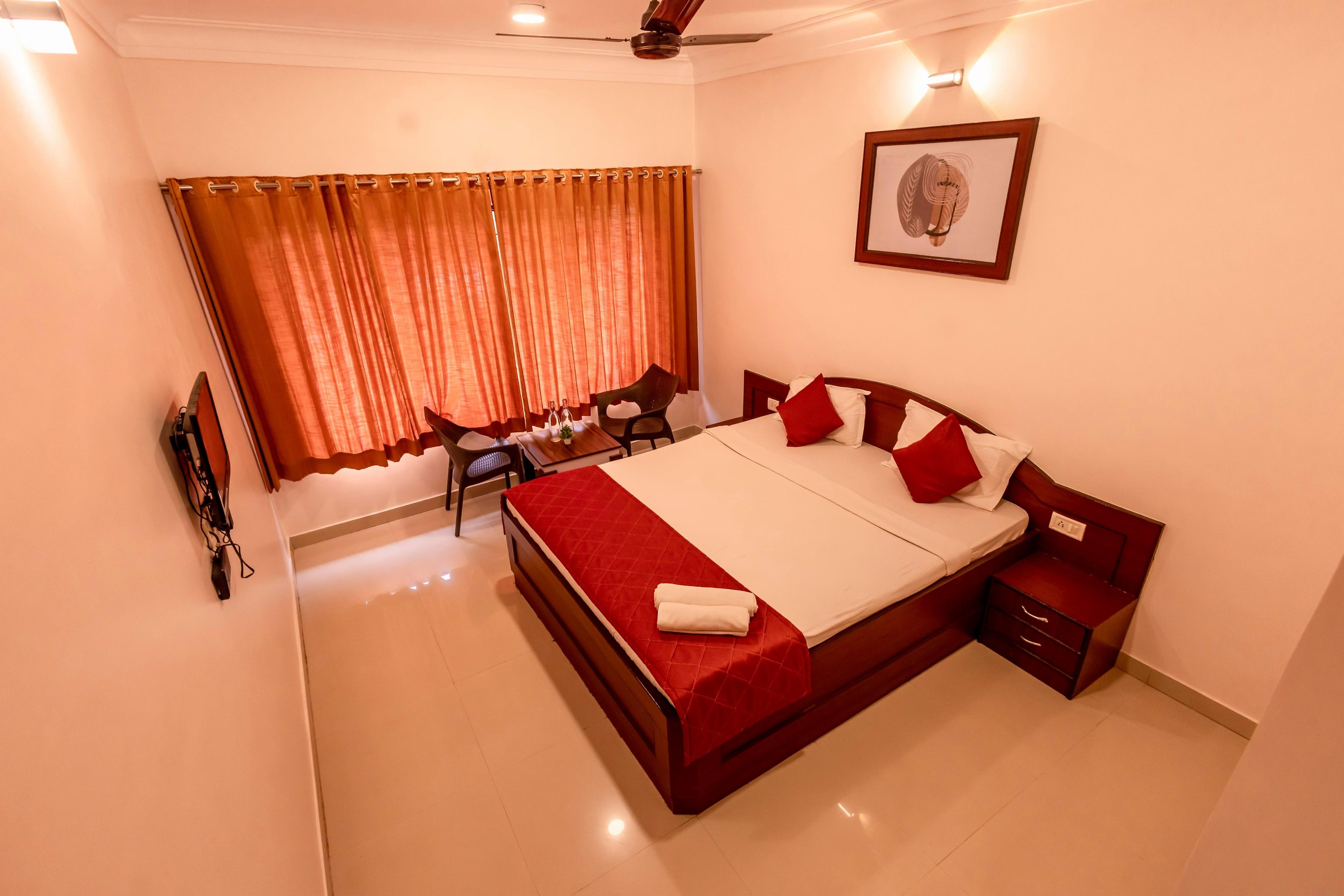 Hotel Manik Moti (Opp. Bhushi Dam), Lonavala 2