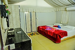 Polo Retreat Resort, Vijaynagar