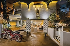 Zostel Bangalore (Indiranagar), Kolar