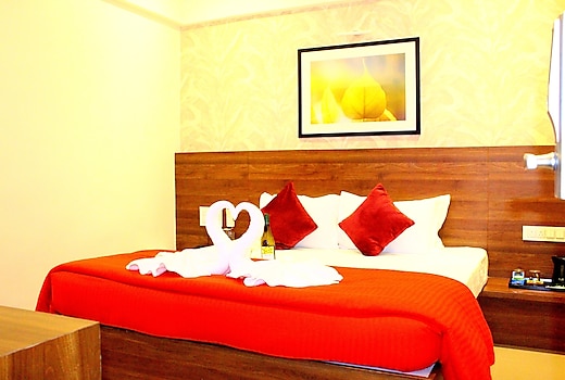 Mastiff Hotel Chinchwad by OTHPL