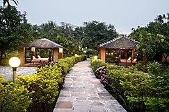 SaffronStays Mango Huts by the river, Pen
