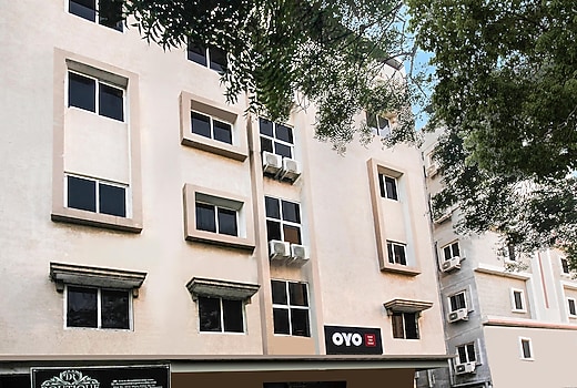 Hotel O Anuguna Tulasi Grand Near JNTU University Hyderabad