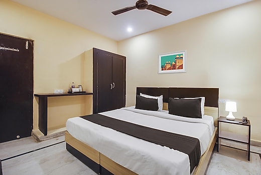 Hotel O Anuguna Tulasi Grand Near JNTU University Hyderabad