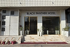 Hotel Black panther Raisinghnagar, Padampur