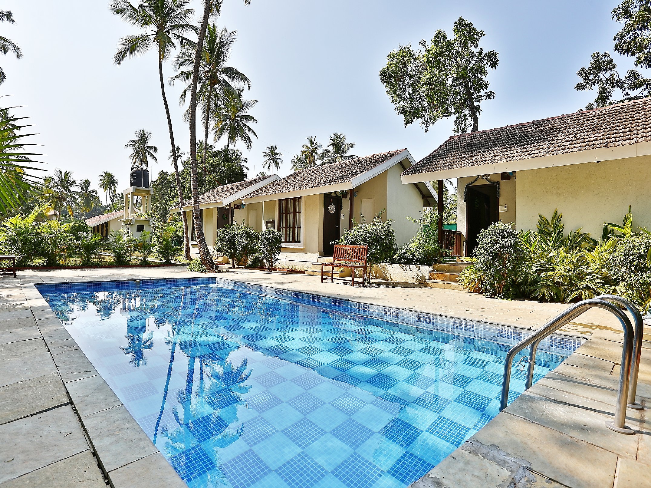 Breeze Resort - Tap to explore photos