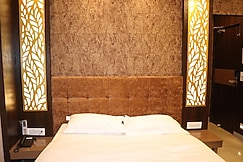 Hotel Angina, Kolkata