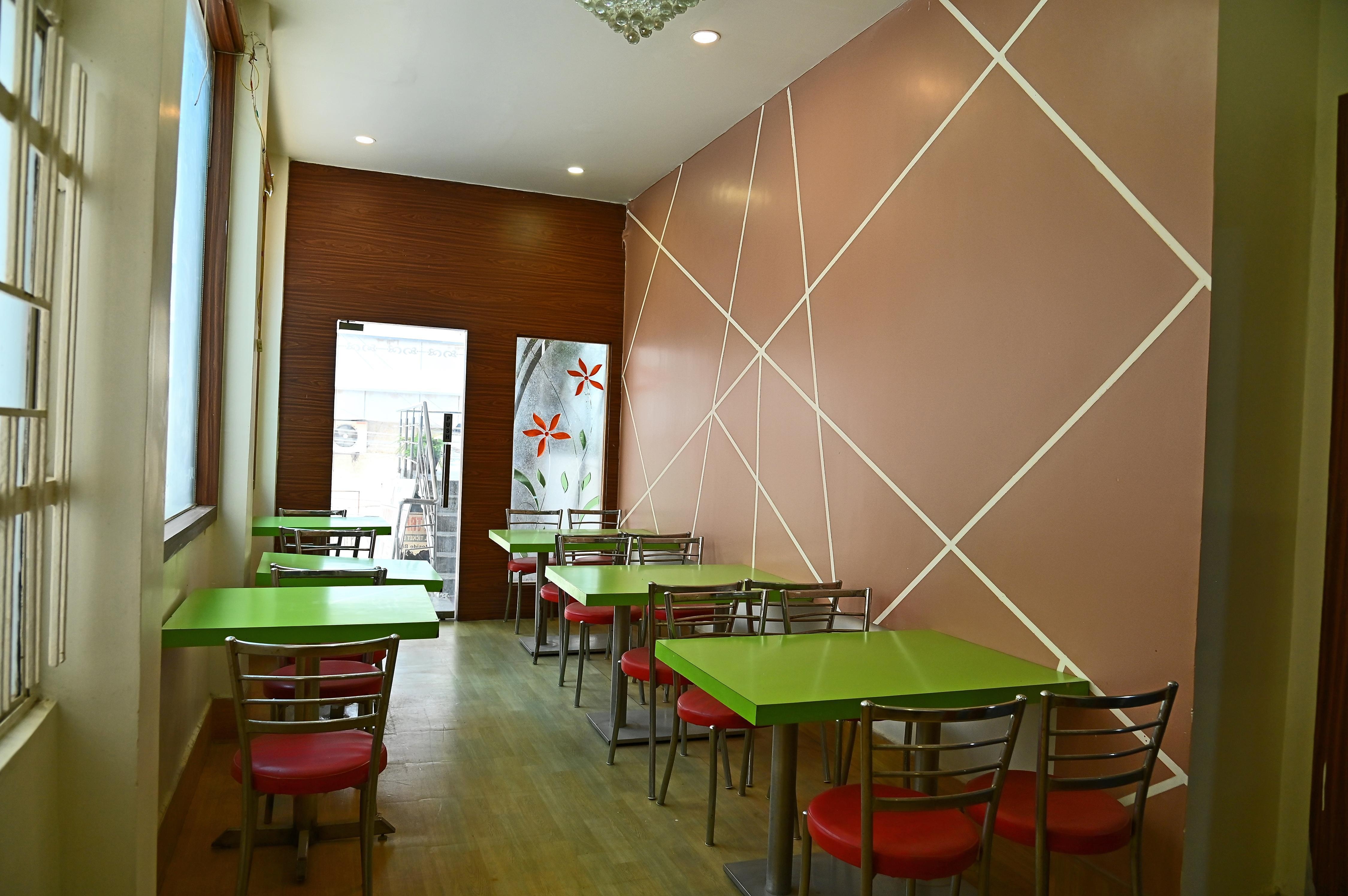 Fliq Veg Restaurant