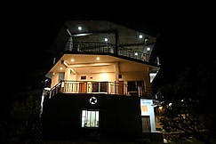 Morning Breeze Homestay | WIFI | Amidst Nature, Kanatal