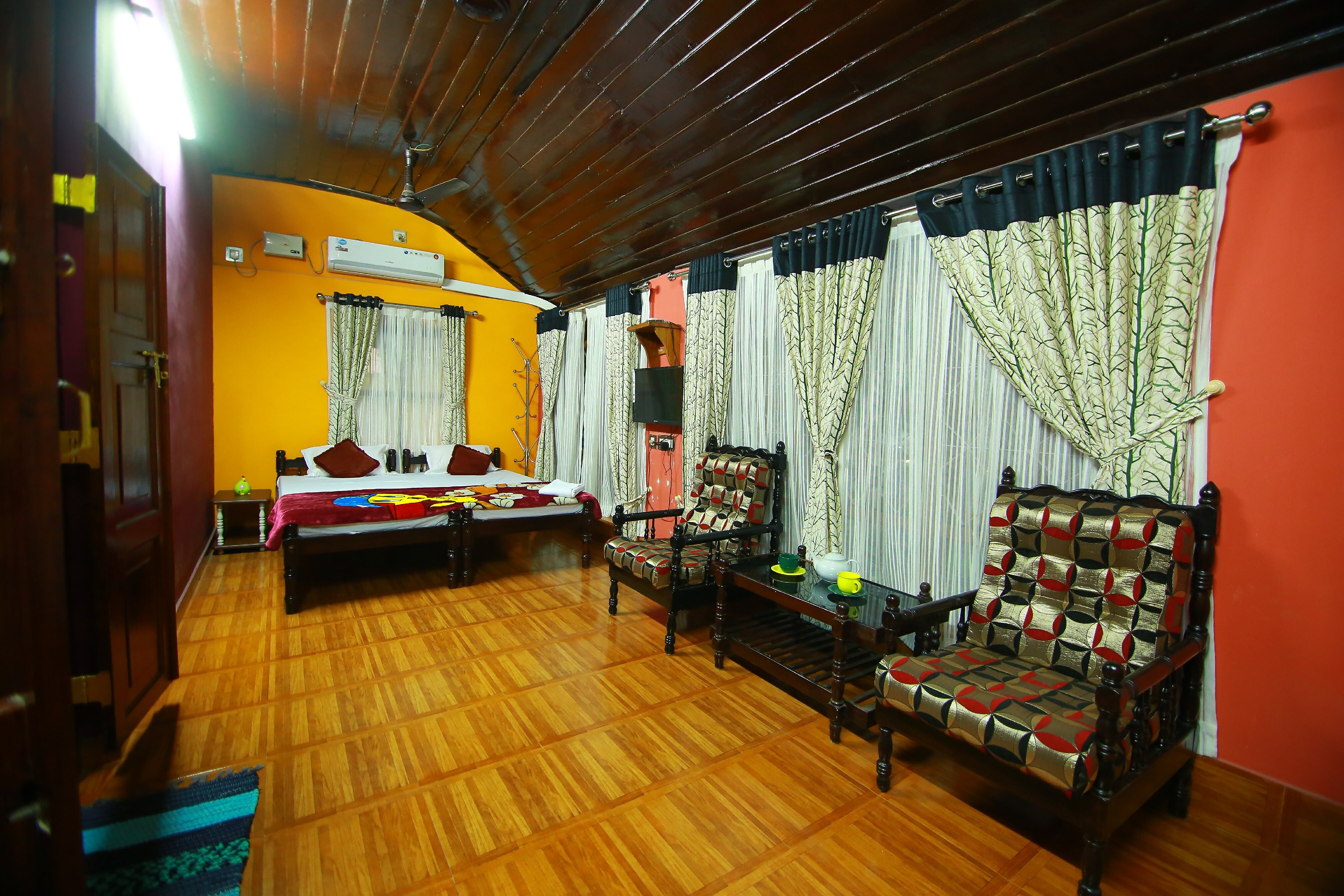 Alleppey Annex - Tap to explore photos