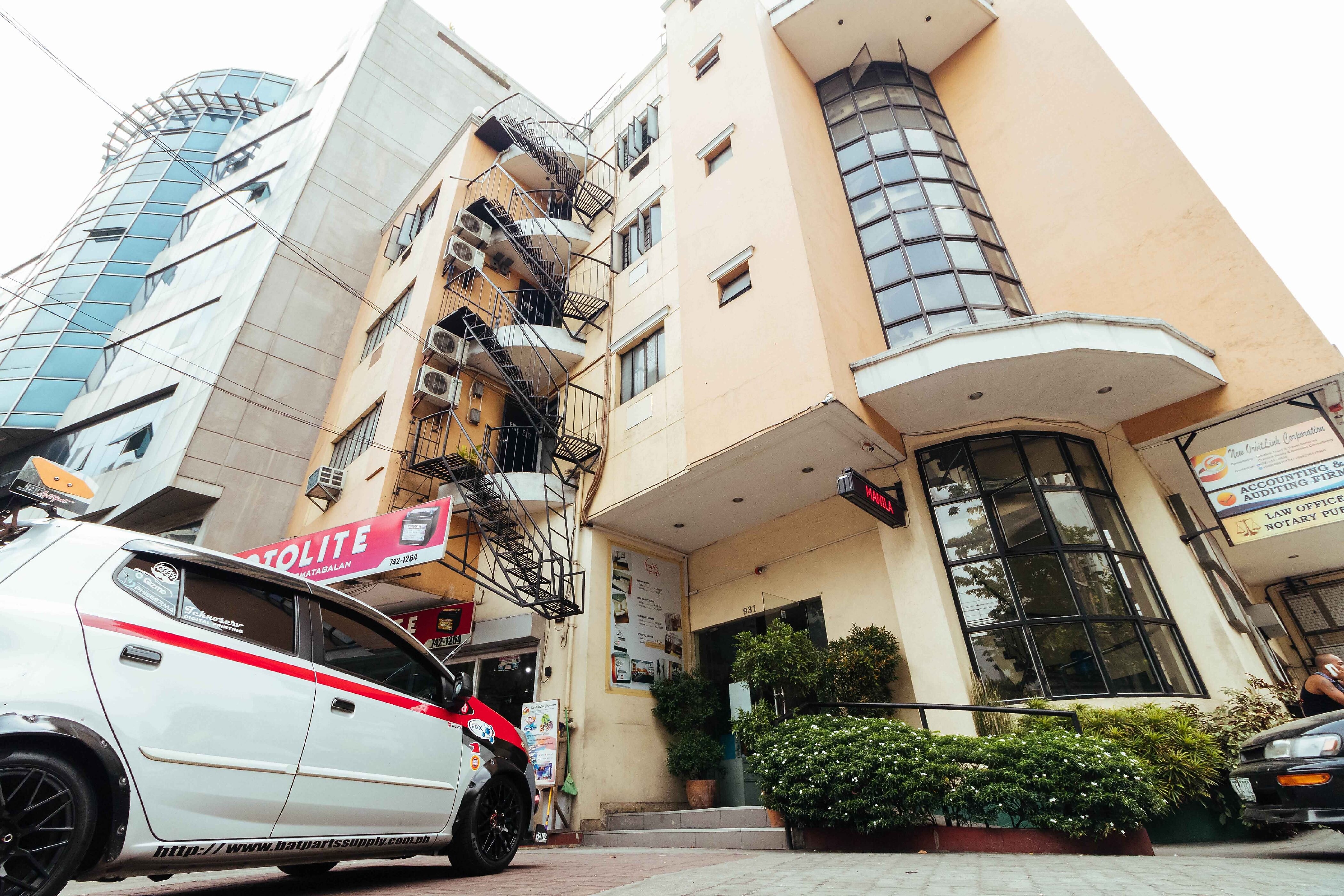 RedDoorz near Quirino Station, Manila Guest House Price, Address & Reviews