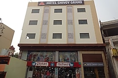 Hotel Shivoy Grand, Varanasi