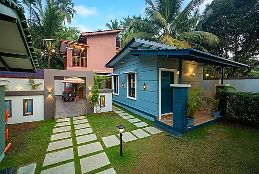 Beach Small Wondervilla by Spicy Mango