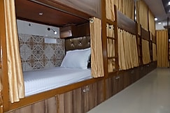 Metro Inn Dormitory, Mumbai