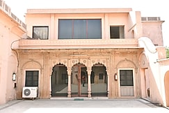 Raja Nahar Singh Tourist Resort   , Bulandshahr