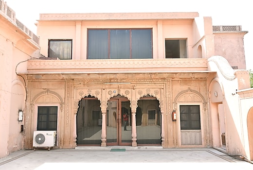 Raja Nahar Singh Tourist Resort   