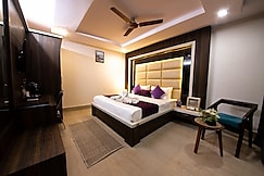 Hotel Grey Castle by Perfect Stayz, Haridwar
