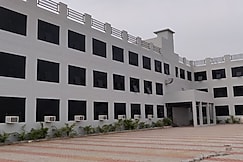 The Raj Residency, Harda