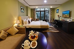 Five Gangtok, Gangtok